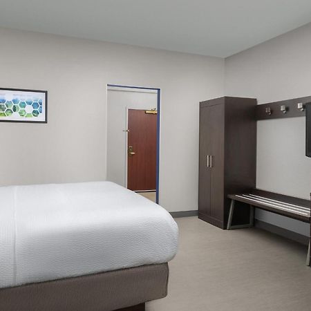 Holiday Inn Express Knoxville-Strawberry Plains By Ihg Kültér fotó