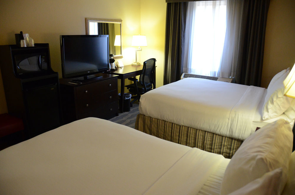 Holiday Inn Express Knoxville-Strawberry Plains By Ihg Kültér fotó