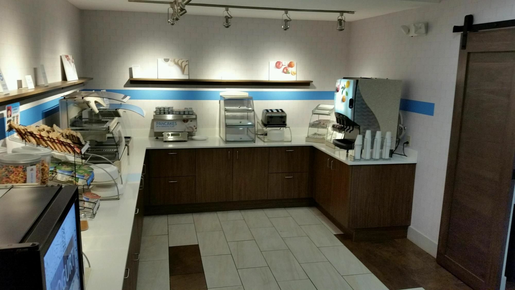 Holiday Inn Express Knoxville-Strawberry Plains By Ihg Kültér fotó