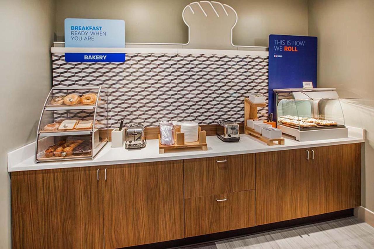 Holiday Inn Express Knoxville-Strawberry Plains By Ihg Kültér fotó