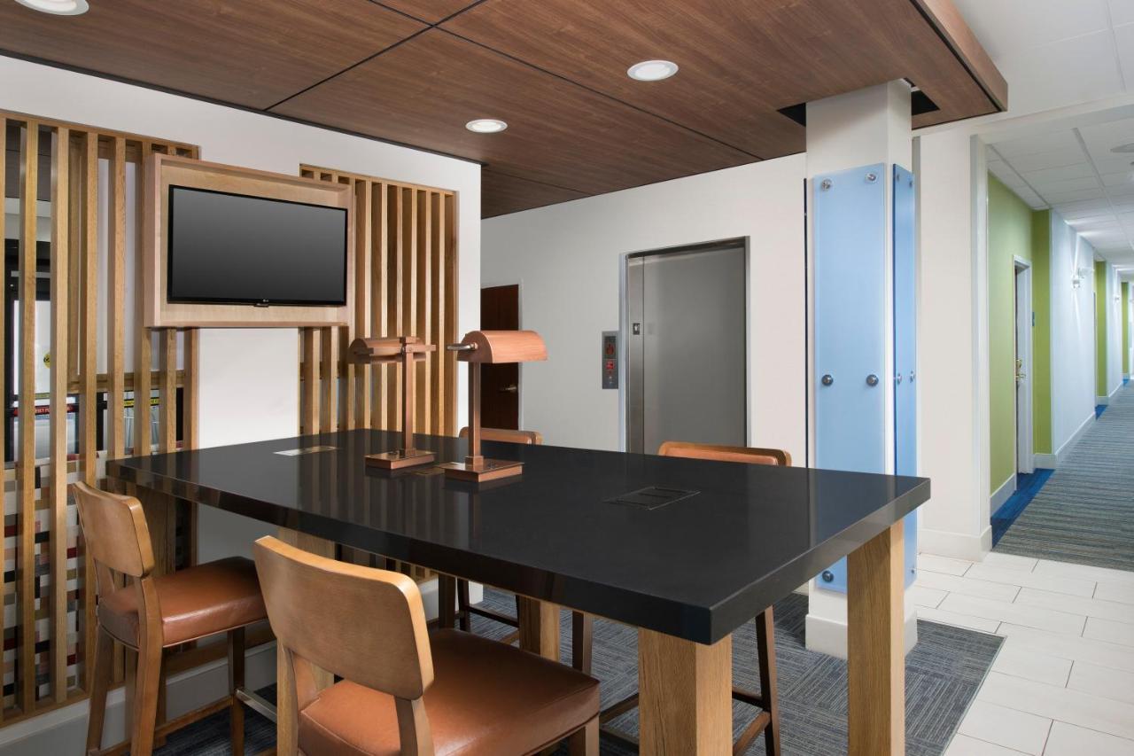 Holiday Inn Express Knoxville-Strawberry Plains By Ihg Kültér fotó